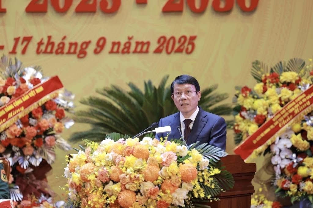 Đại tướng Lương Tam Quang, Ủy viên Bộ Chính trị, Bộ trưởng Bộ Công an phát biểu chỉ đạo Đại hội. (Ảnh: CTV)