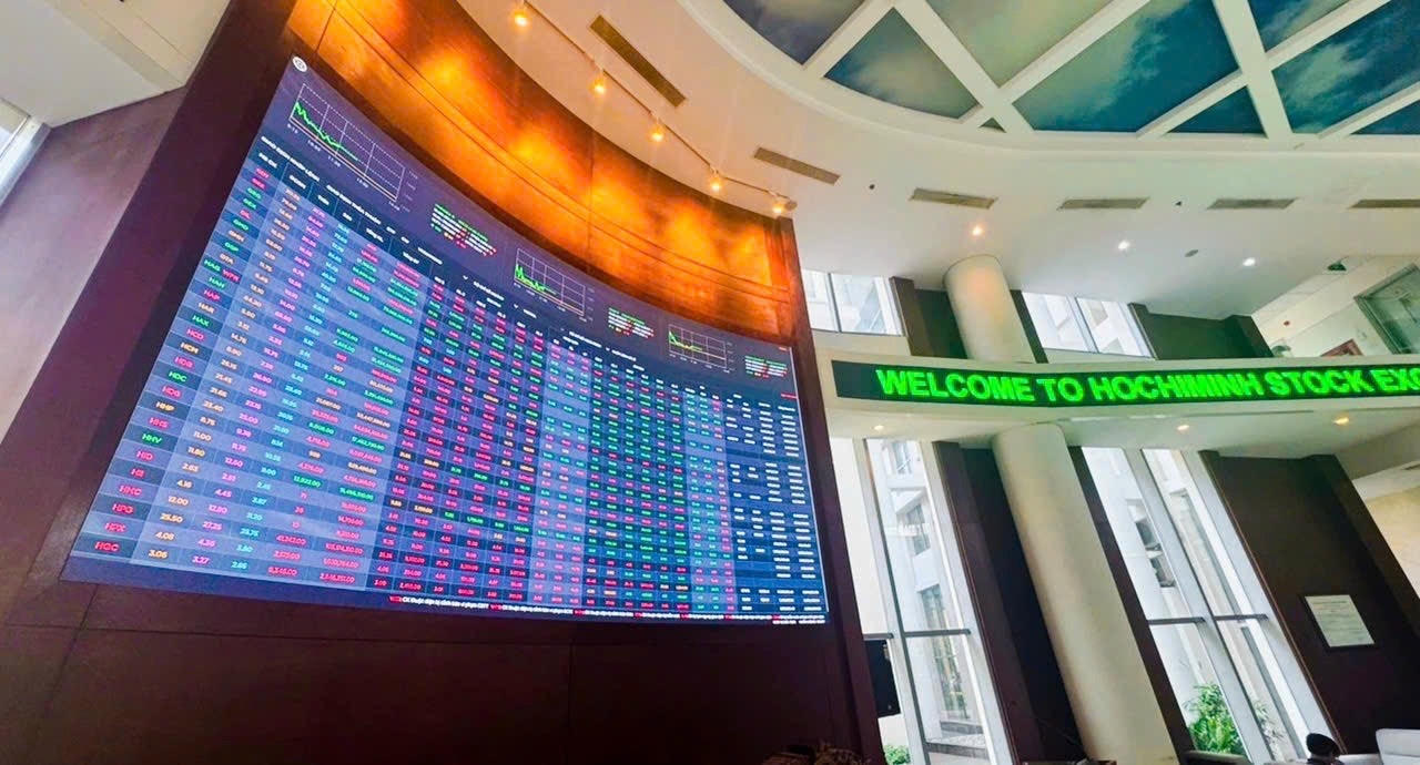 Trung tâm tài chính quốc tế tại TP Hồ Chí Minh đi vào hoạt động sẽ góp phần làm cho thị trường tài chính thêm sôi động 