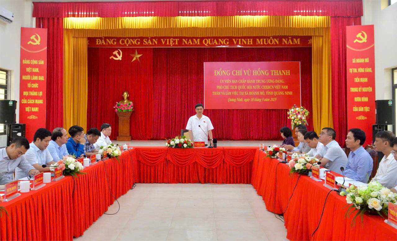 Phó Chủ tịch Quốc hội Vũ Hồng Thanh làm việc tại Quảng Ninh