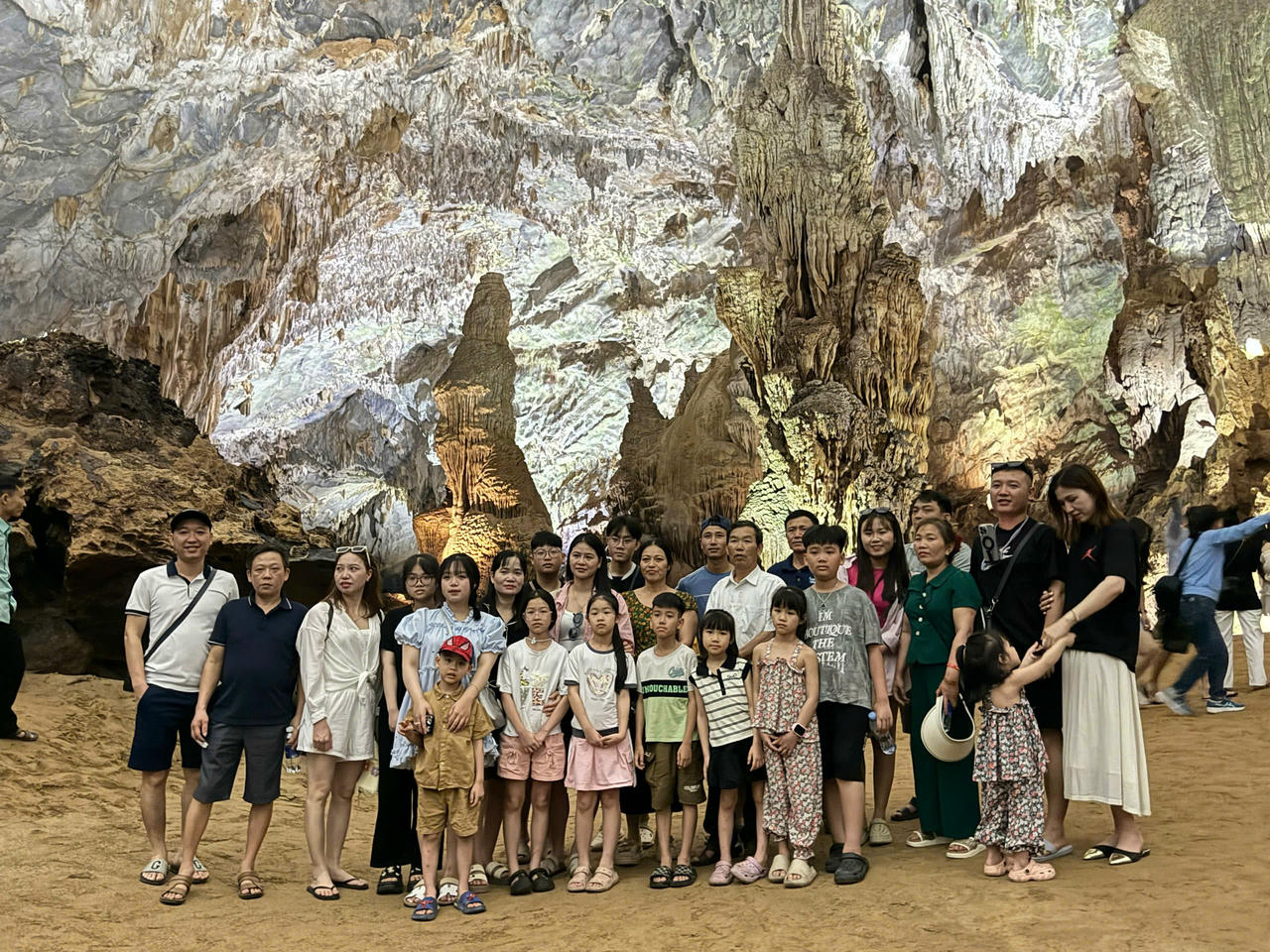 Các điểm đến tại Trung tâm du lịch Phong Nha - Kẻ Bàng luôn hút khách.