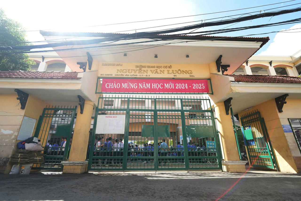 Một trường THCS ở TPHCM ra thông báo "4 không"