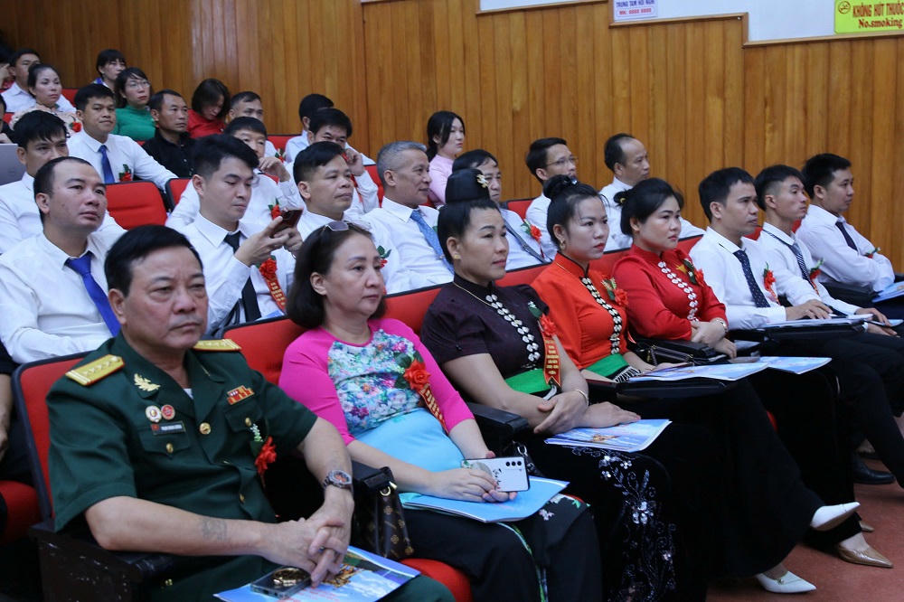 Tham dự Đại hội có 381 đại biểu ưu tú, điển hình tiên tiến, tiêu biểu trong các phong trào thi đua yêu nước của tỉnh.