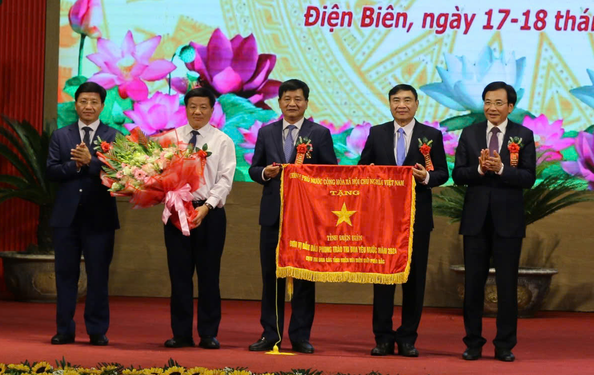 Nhiều tấm gương điển hình trong phong trào thi đua yêu nước ở Điện Biên