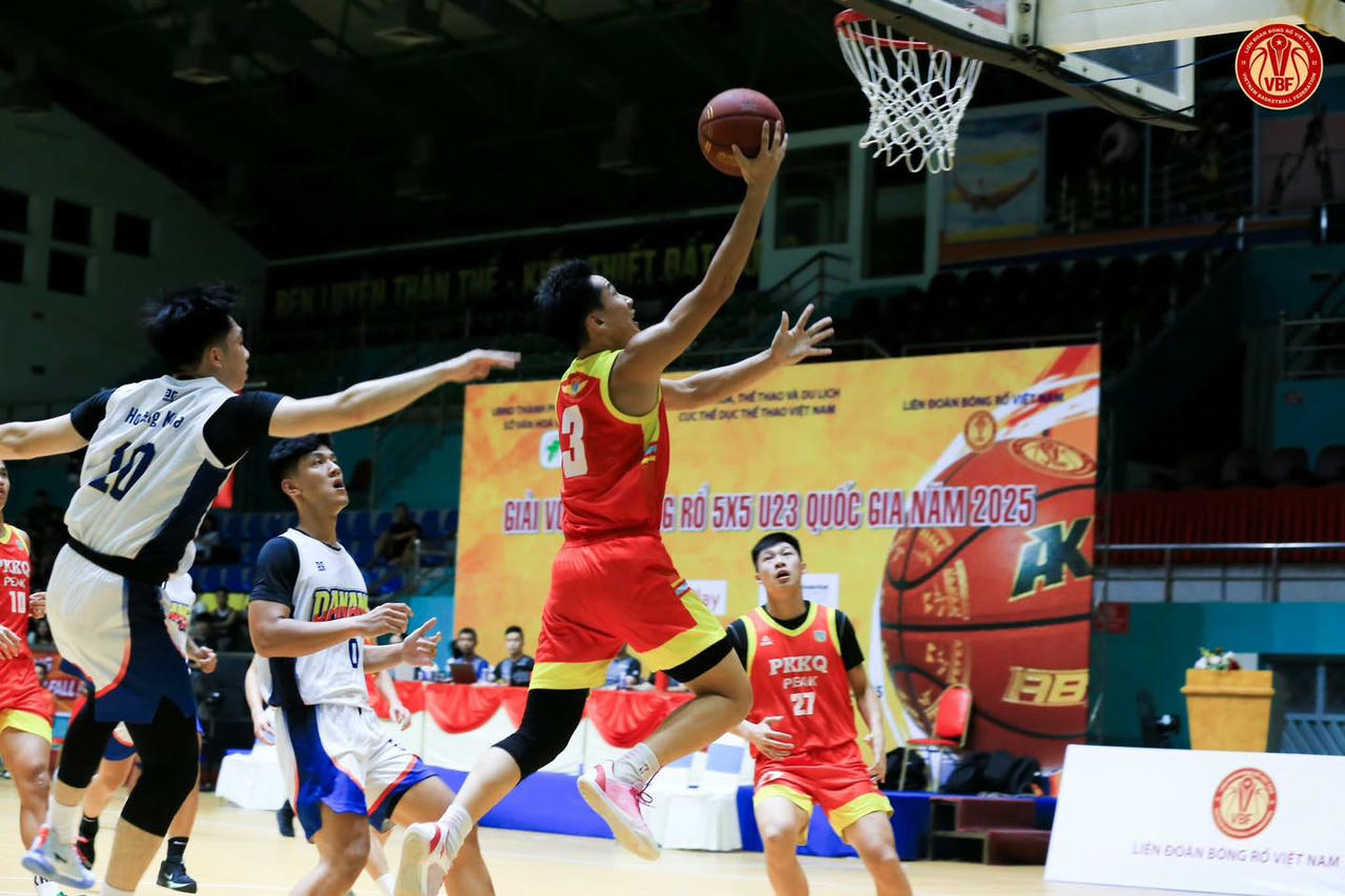 Giải Vô địch Bóng rổ 5x5 U23 Quốc gia năm 2025 đã xác định 4 đội nam vào vòng bán kết