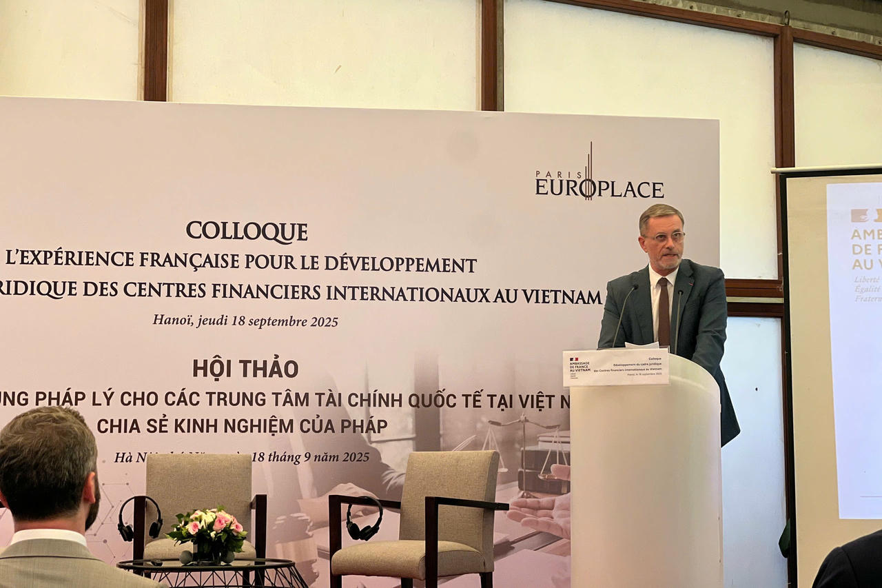 Trung tâm tài chính quốc tế tại Việt Nam: Cần môi trường pháp lý cạnh tranh để thu hút