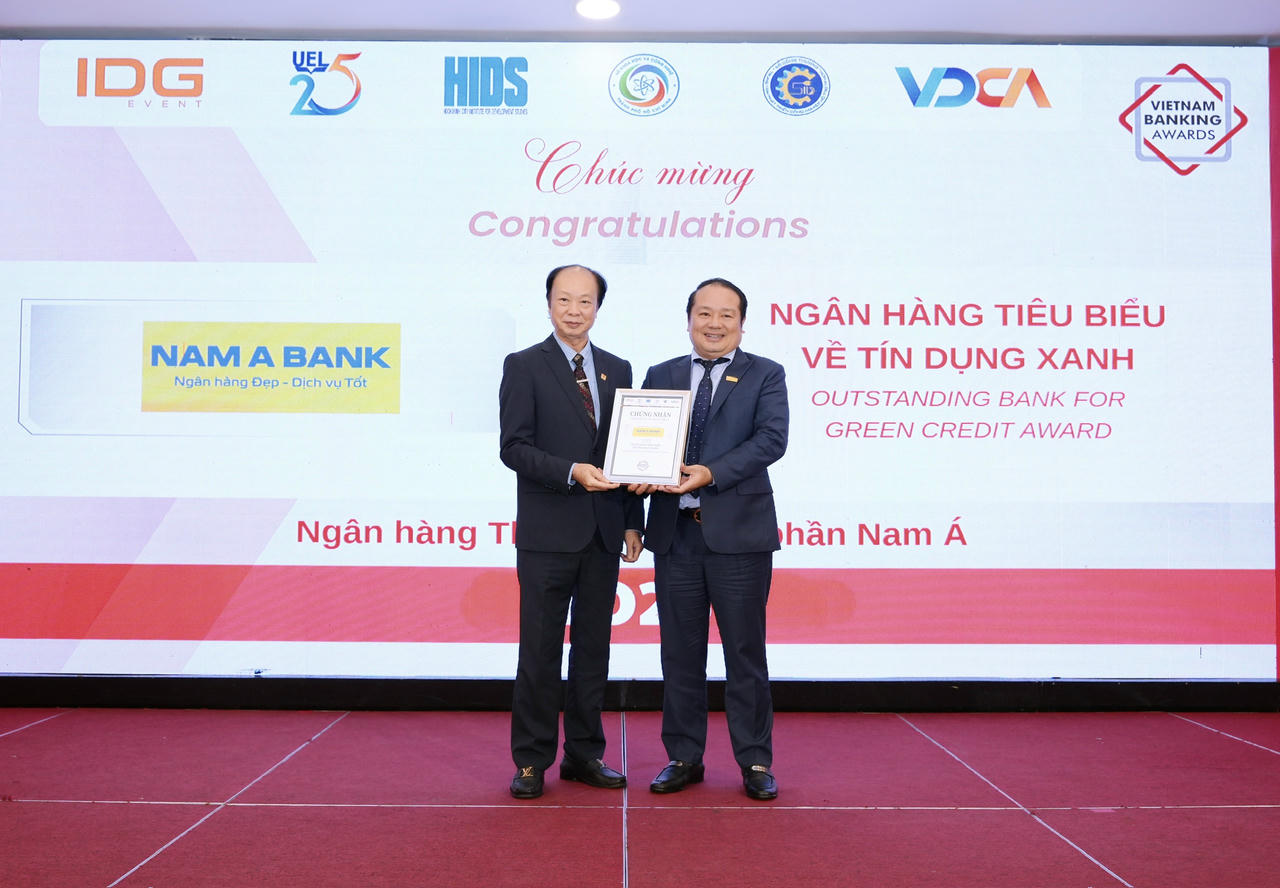Nam A Bank giành cú đúp giải thưởng tại Lễ trao giải Ngân hàng Việt Nam tiêu biểu 2025
