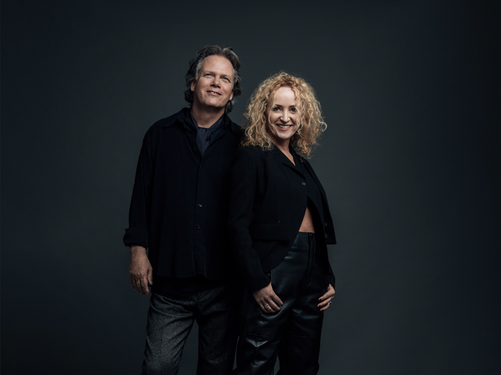 Ban nhạc Secret Garden lần đầu tiên biểu diễn tại Việt Nam