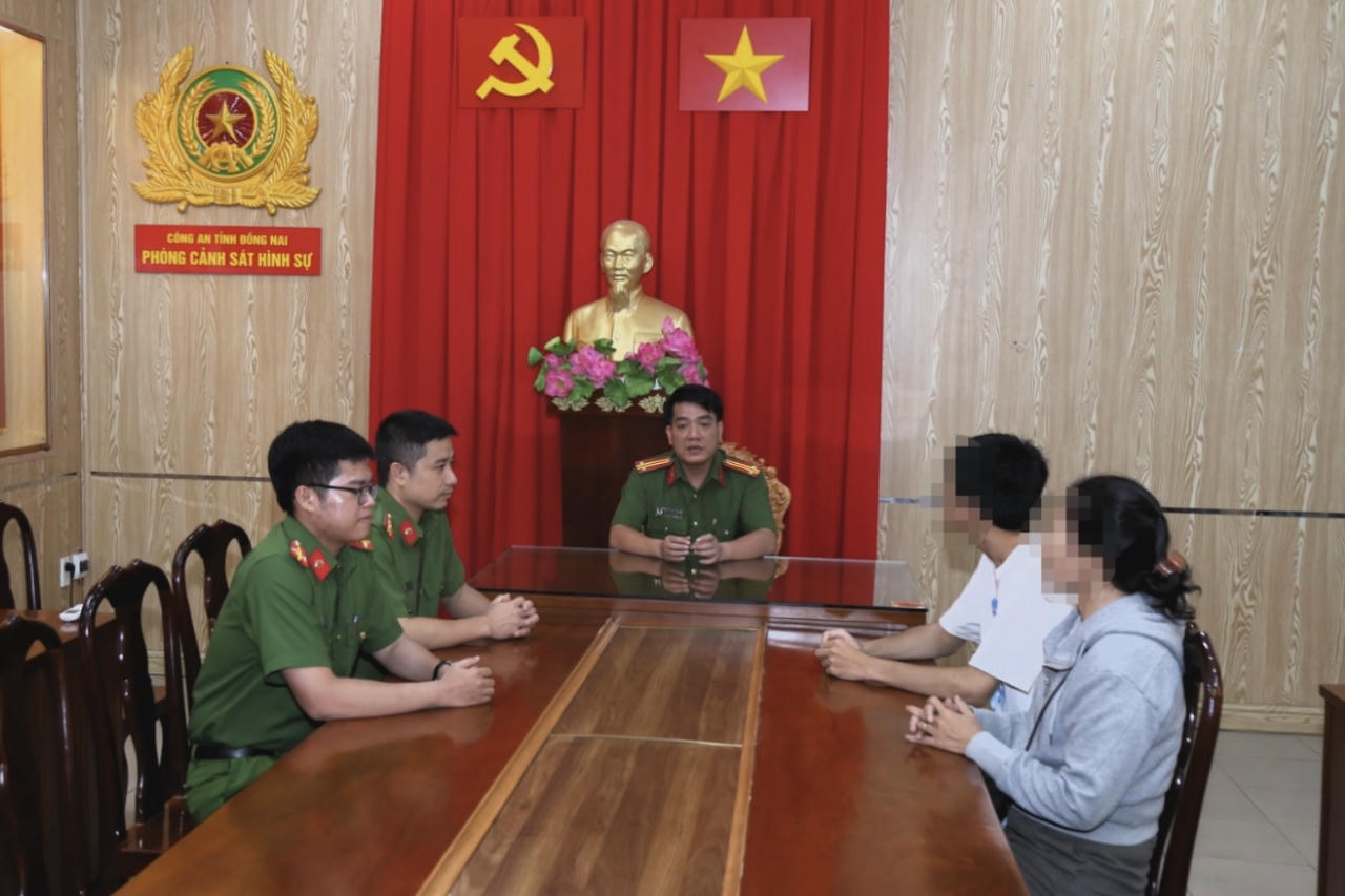 Làm việc với anh L và gia đình