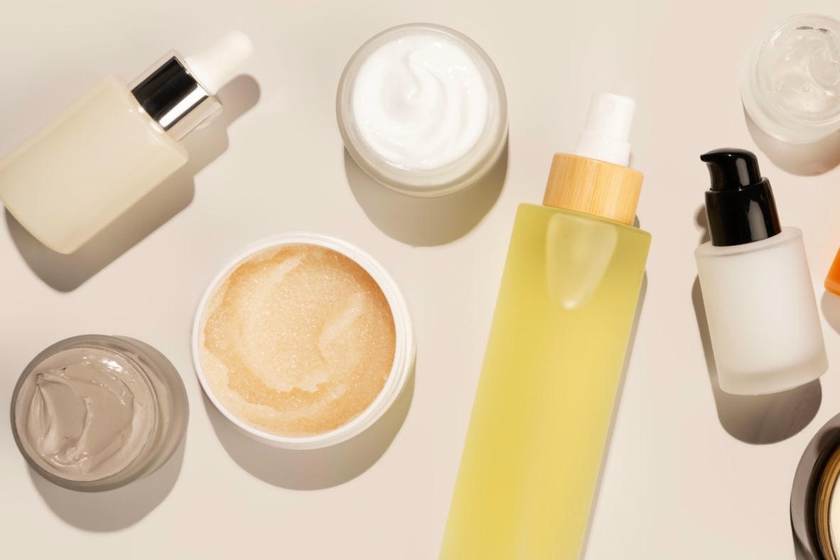 Loạt kem chống nắng, bôi da, dầu gội bị đình chỉ lưu hành, thu hồi