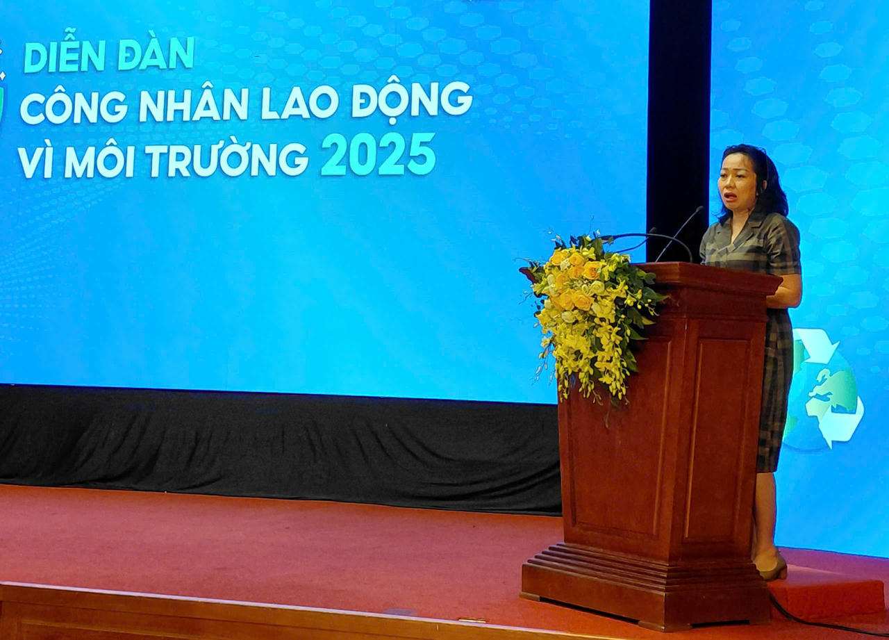 Bà Lê Thanh Thủy phát biểu tại diễn đàn