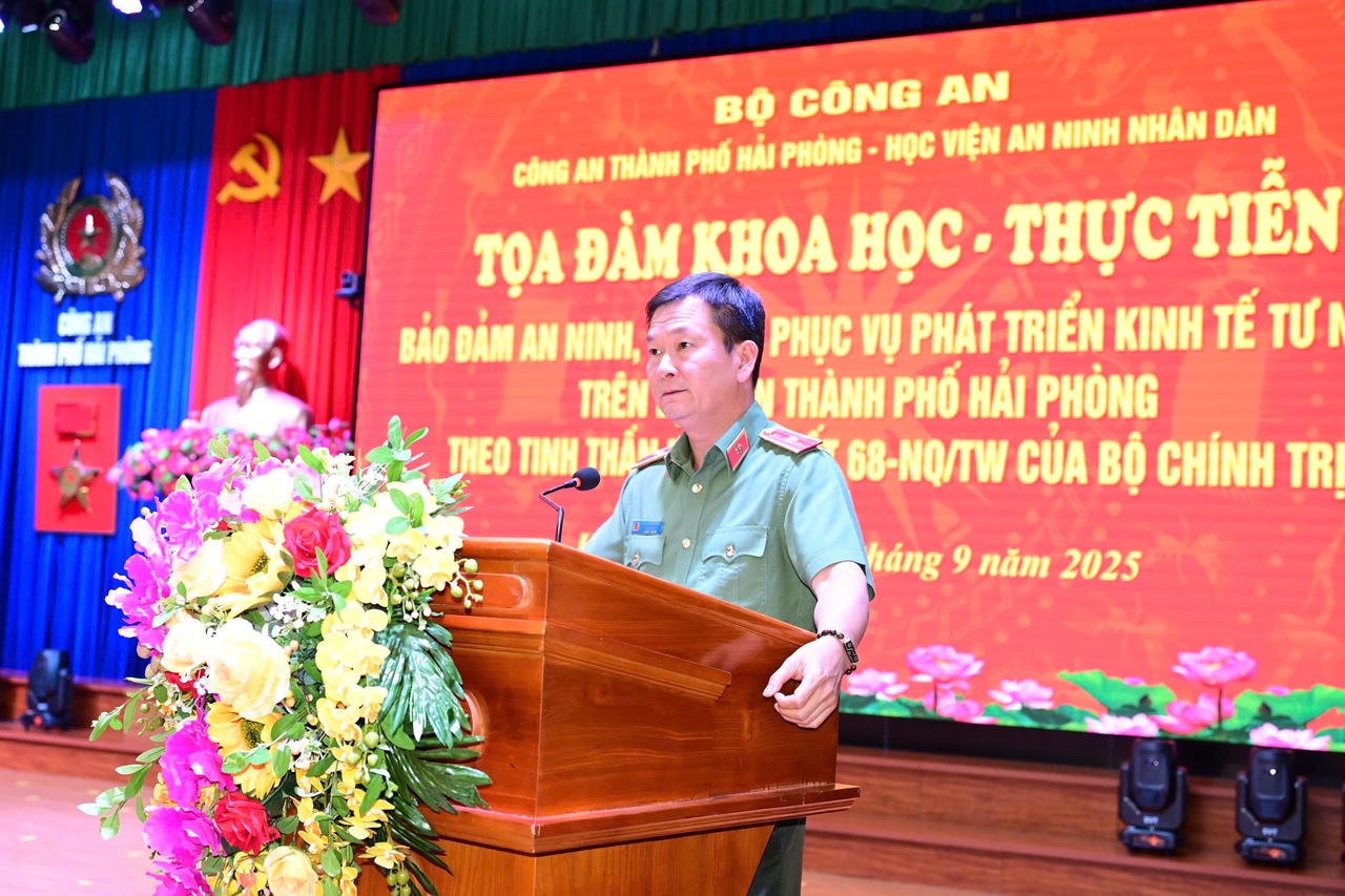 Thiếu tướng, TS Bùi Quang Bình – Giám đốc Công an TP Hải Phòng phát biểu tại toạ đàm.