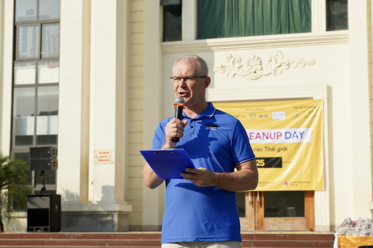 Ngài Hannes Hanso - Đại sứ Đặc mệnh Toàn quyền của Cộng hòa Estonia. 