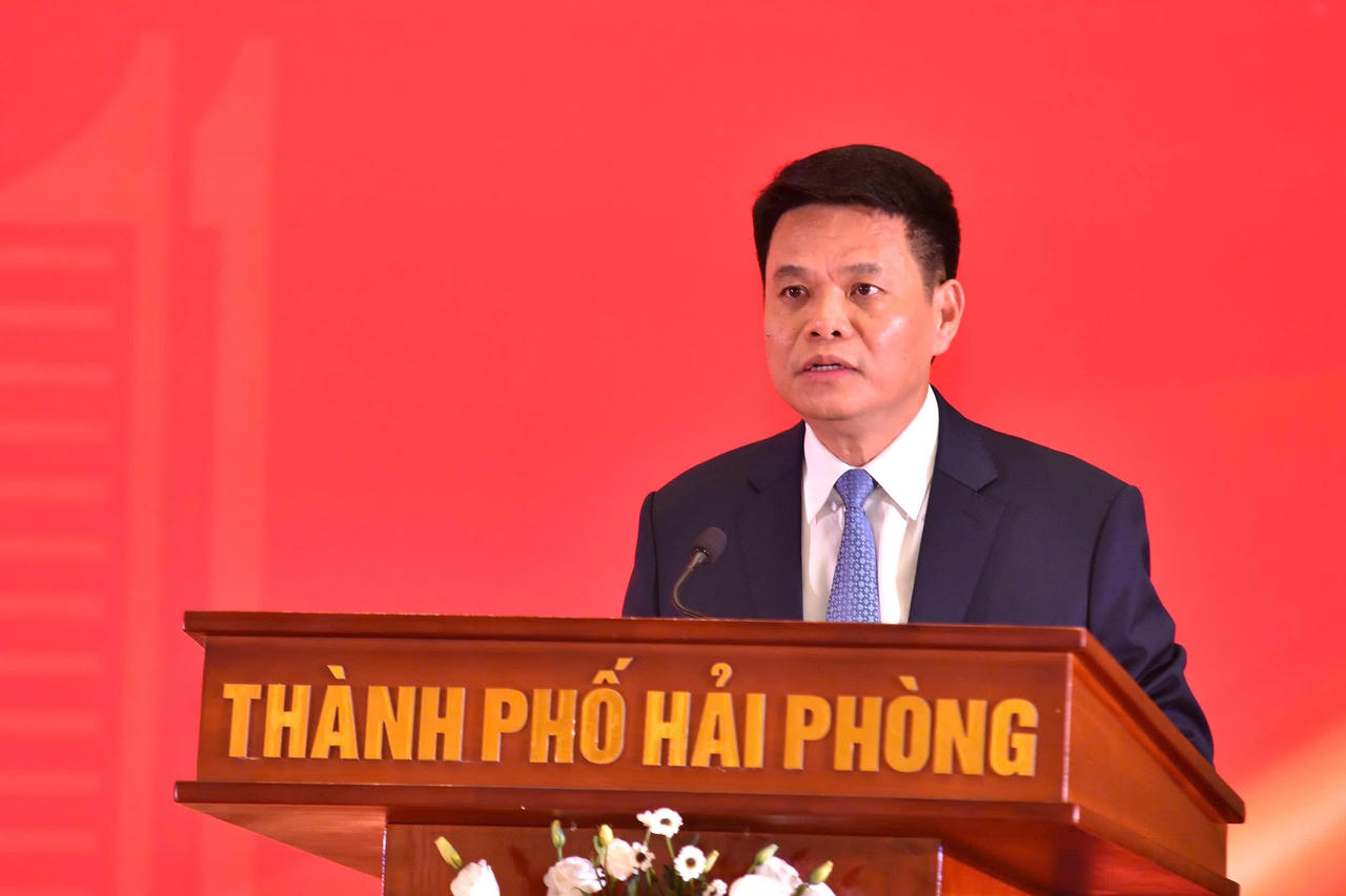 Chủ tịch UBND TP Lê Ngọc Châu phát biểu tại hội nghị.