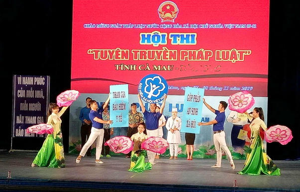 Cà Mau: Triển khai các hoạt động hưởng ứng Ngày Pháp luật