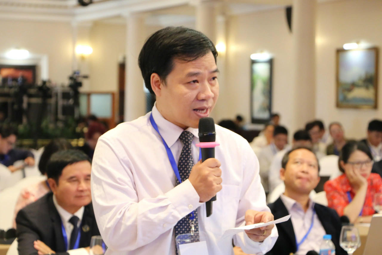 Ông Nguyễn Minh Nhựt, Phó Trưởng ban Văn hoá - Xã hội, HĐND TP Hồ Chí Minh chia sẻ tại hội thảo.