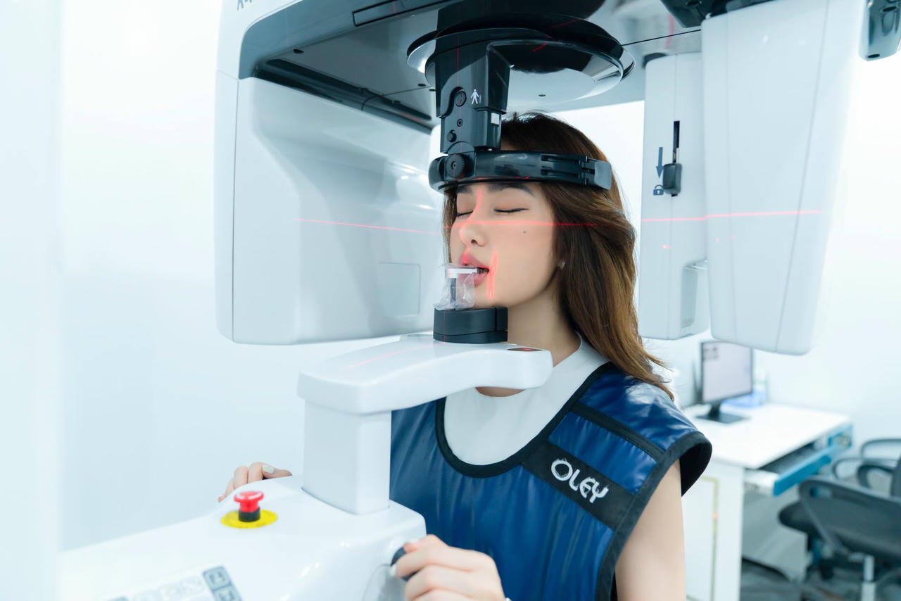 Niềng răng thẩm mỹ là một trong những dịch vụ được đông đảo bạn trẻ ưa chuộng trong thời gian gần đây