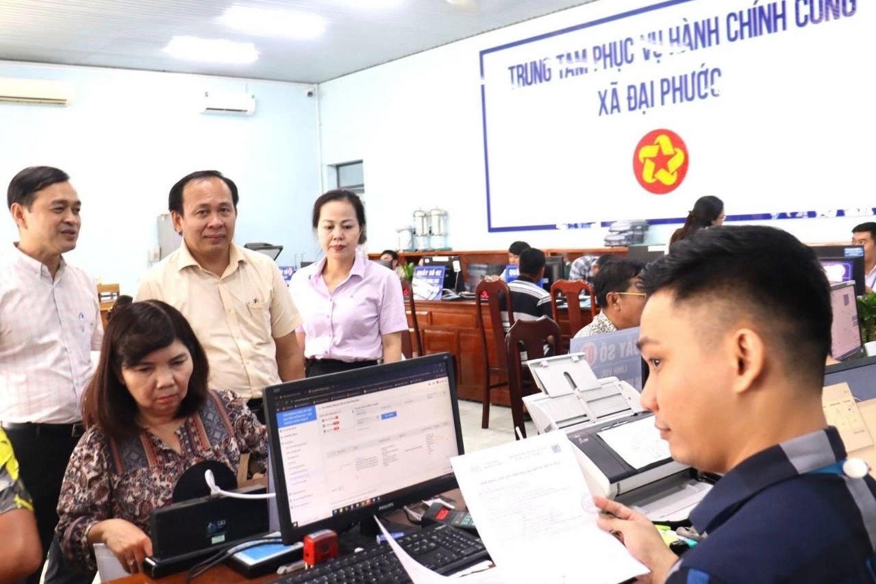 Hiệu quả mô hình chính quyền địa phương 2 cấp - Kỳ 1: Nụ cười người dân ở Trung tâm hành chính “đa năng” xã Đại Phước 