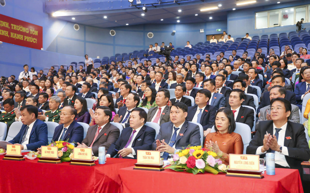 Các đại biểu tham dự Đại hội đại biểu Đảng bộ tỉnh Khánh Hòa.