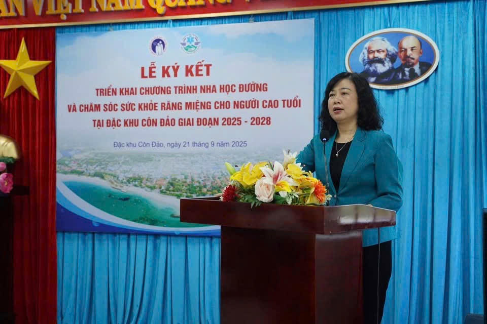 Bộ trưởng Bộ Y tế Đào Hồng Lan phát biểu tại lễ ký kết