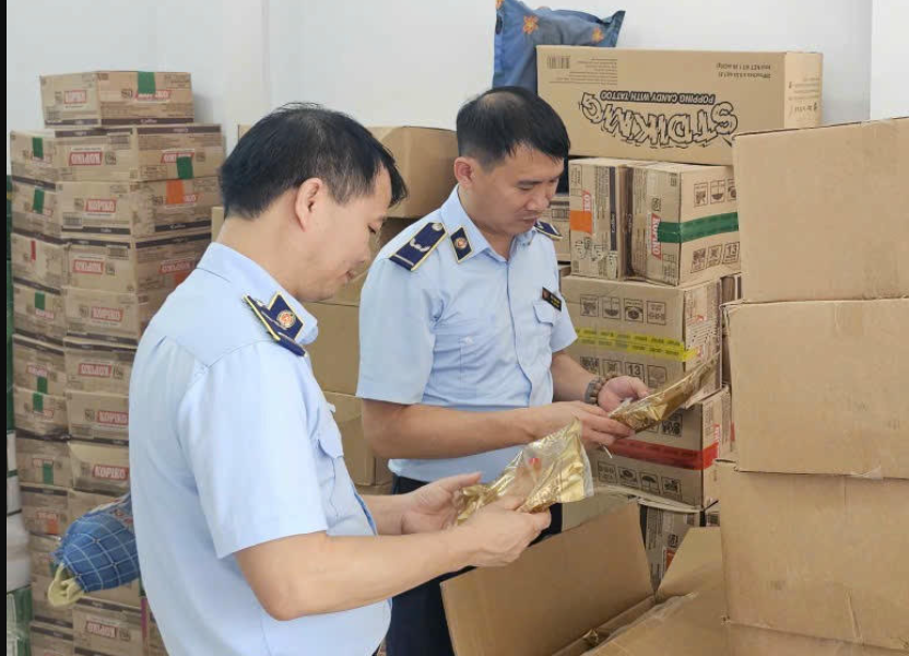 Trong tháng 9/2025, Chi cục QLTT TP Hà Nội xử lý 454 vụ việc, chuyển cơ quan điều tra 3 vụ