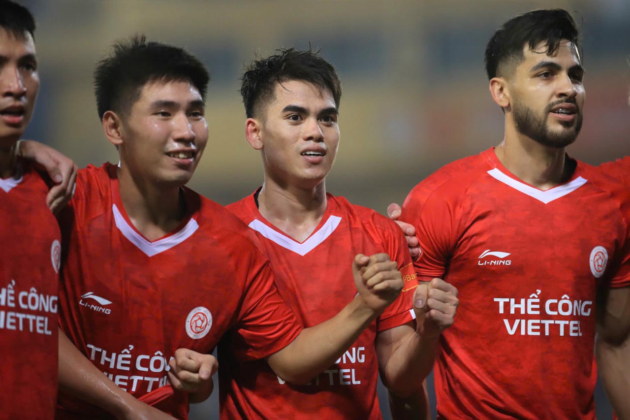 Ninh Bình tiếp tục bất bại tại vòng 4 V.League