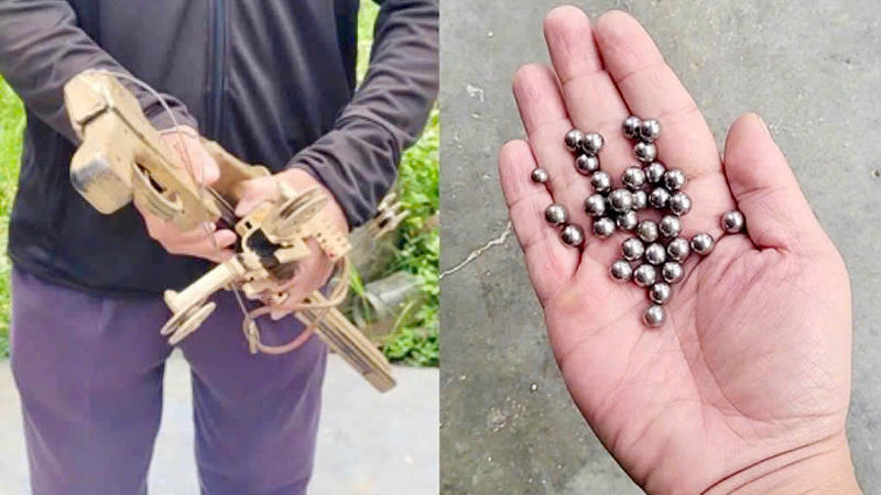 Tạm giữ đối tượng manh động, dùng hung khí chống trả lực lượng công an.