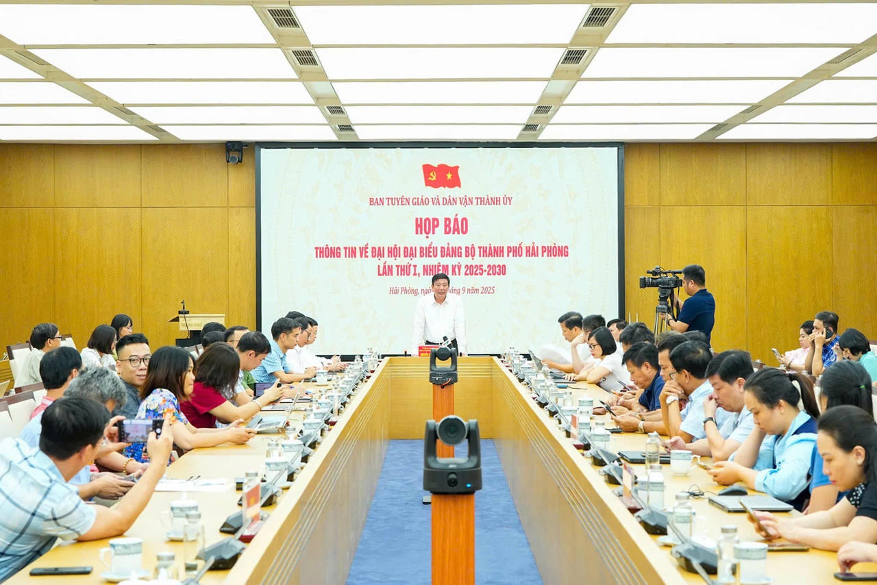 Văn kiện Đại hội đại biểu Đảng bộ TP Hải Phòng: Xây dựng công phu, kỹ lưỡng, kết tinh của trí tuệ tập thể
