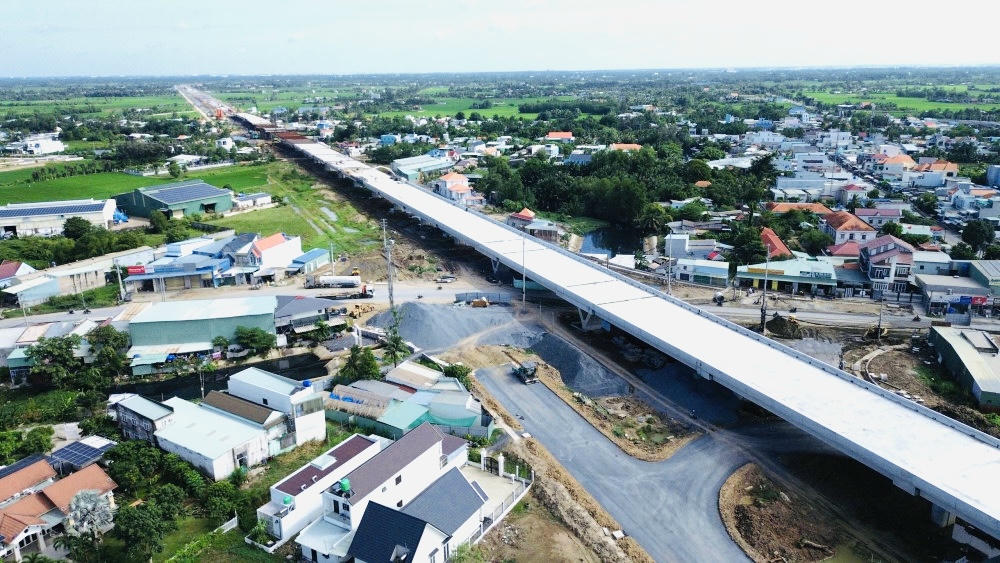 Thi công Đường tỉnh 830E tại Tây Ninh được đẩy nhanh tiến độ.