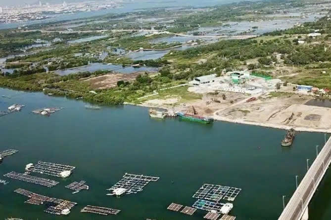 Toàn cảnh làng bè Gò Găng thuộc xã Long Sơn.