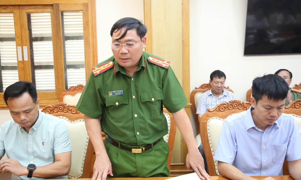 Đại diện lãnh đạo Công an tỉnh Bắc Ninh phát biểu tại hội nghị.