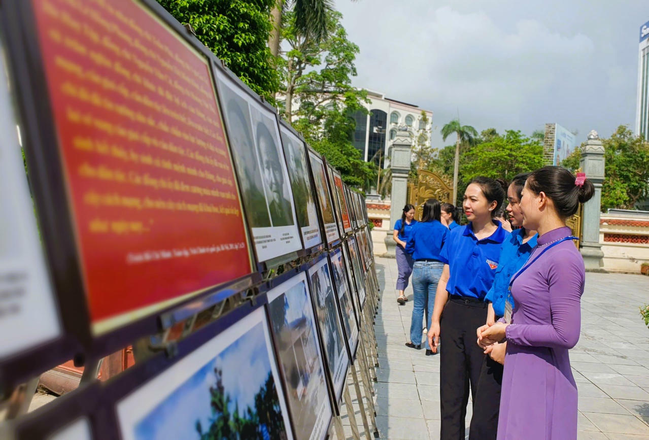 Khắc họa cuộc đời nữ chiến sĩ cách mạng Nguyễn Thị Minh Khai qua hình ảnh và tư liệu lịch sử