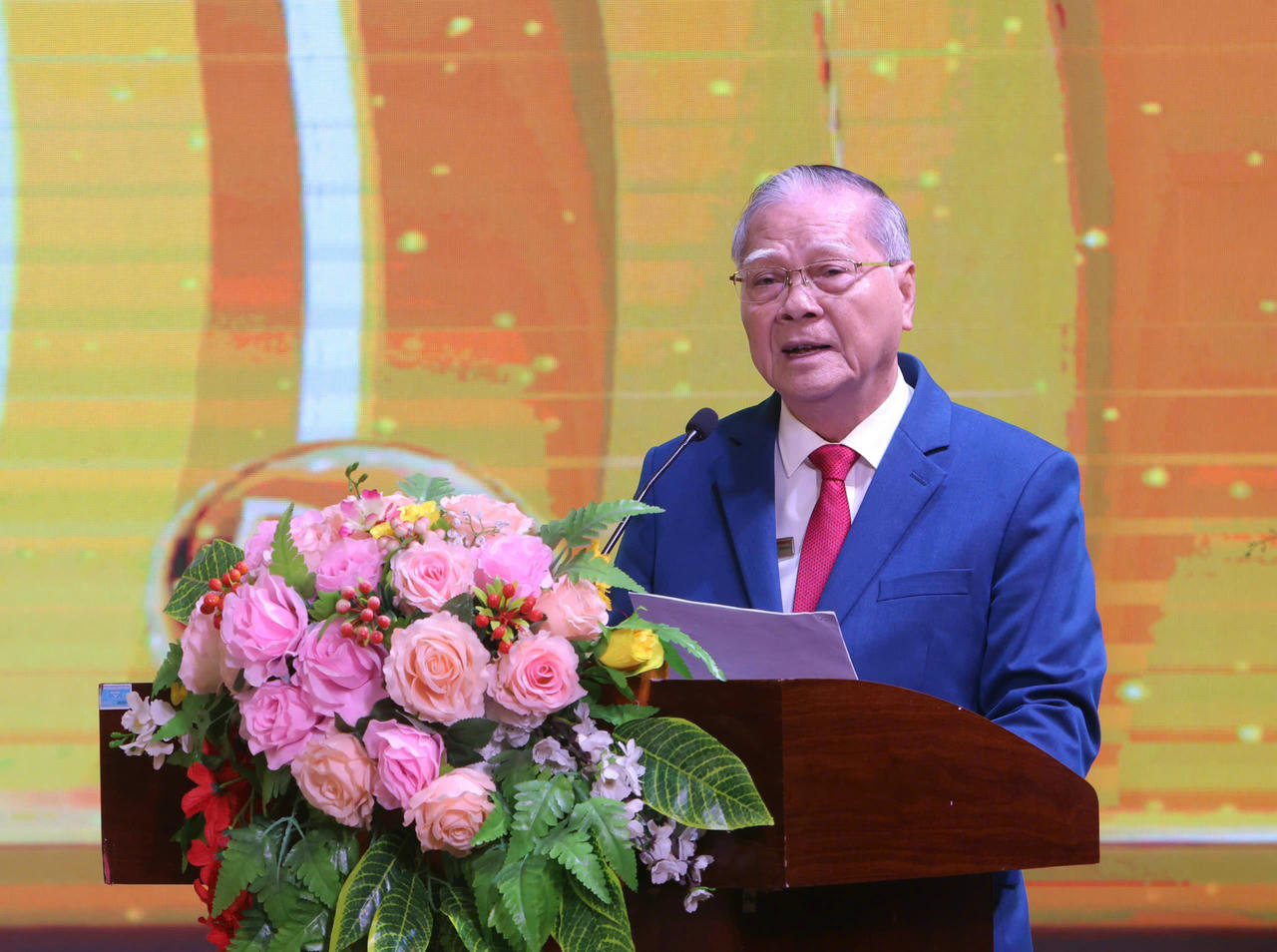 TS. Nguyễn Văn Quang - Hiệu trưởng Trường Đại học Nam Cần Thơ phát biểu tại buổi lễ.