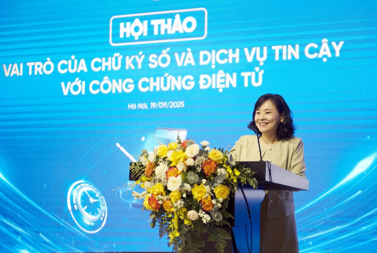 Bà Tô Thị Thu Hương, Giám đốc NEAC phát biểu khai mạc Hội thảo (Ảnh: MOST)
