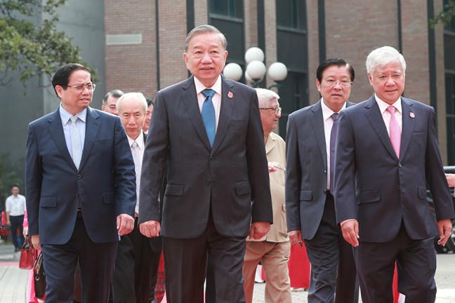 Tổng Bí thư Tô Lâm, Thủ tướng Phạm Minh Chính tới dự Đại hội đại biểu Đảng bộ MTTQ, các đoàn thể Trung ương lần thứ nhất, nhiệm kỳ 2025-2030 . Ảnh: PV