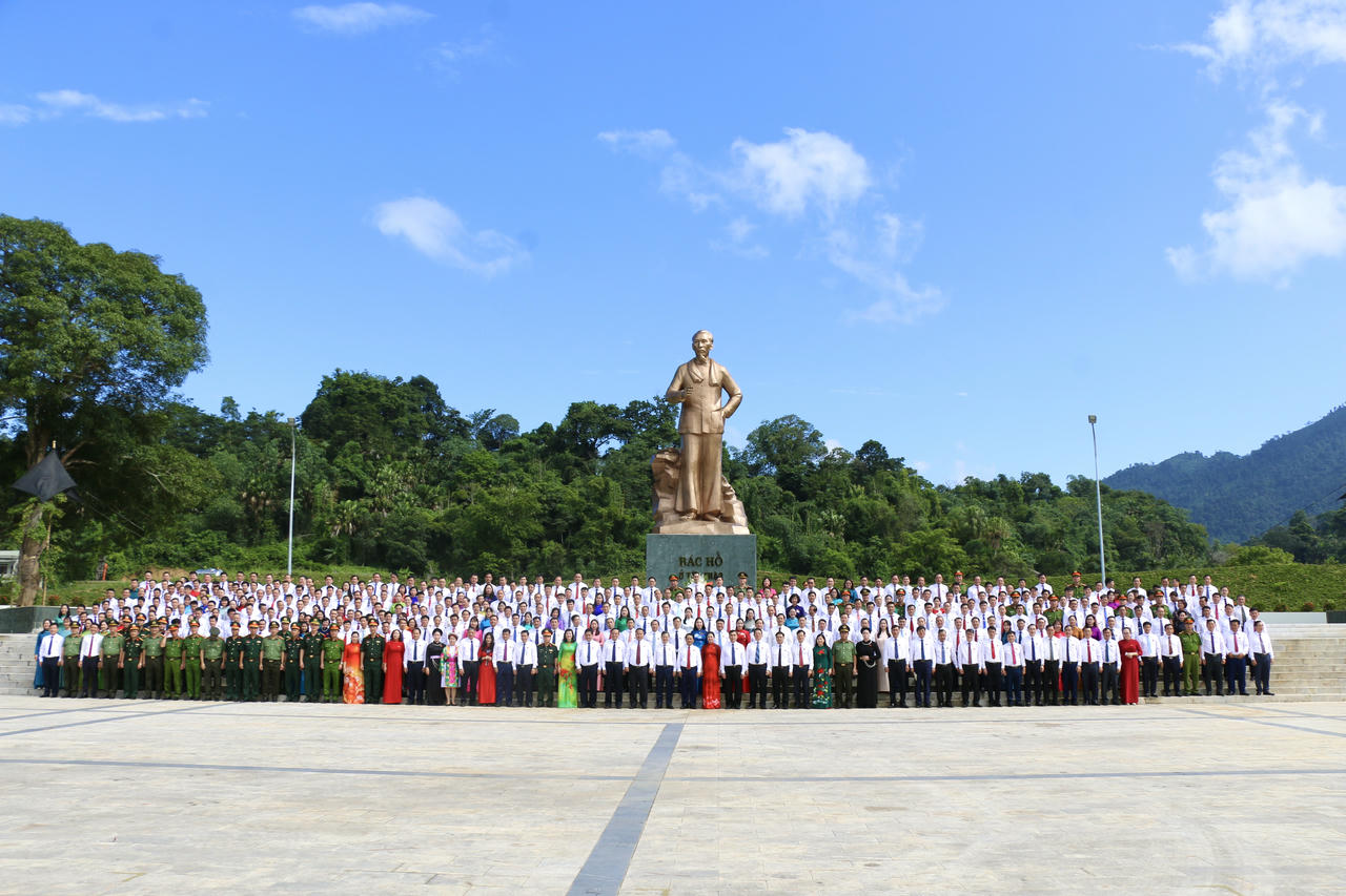 Về nguồn Tân Trào: Tri ân Bác Hồ và các bậc tiền bối cách mạng