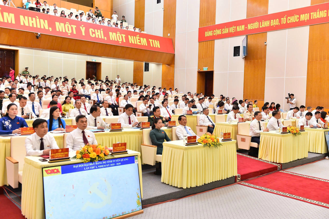 Các đại biểu tham dự phiên trù bị. (Ảnh: Lê Hanh)