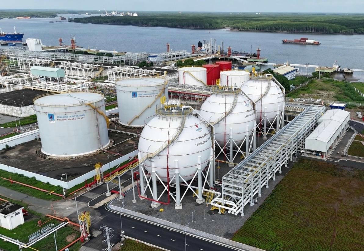 Bồn chứa LPG Thị Vải.