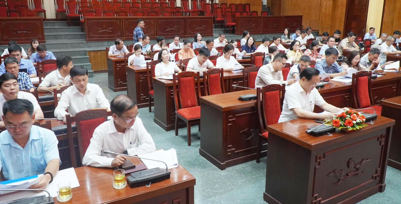 Buổi họp báo ghi nhận khá nhiều câu hỏi hay, thiết thực từ các cơ quan báo chí