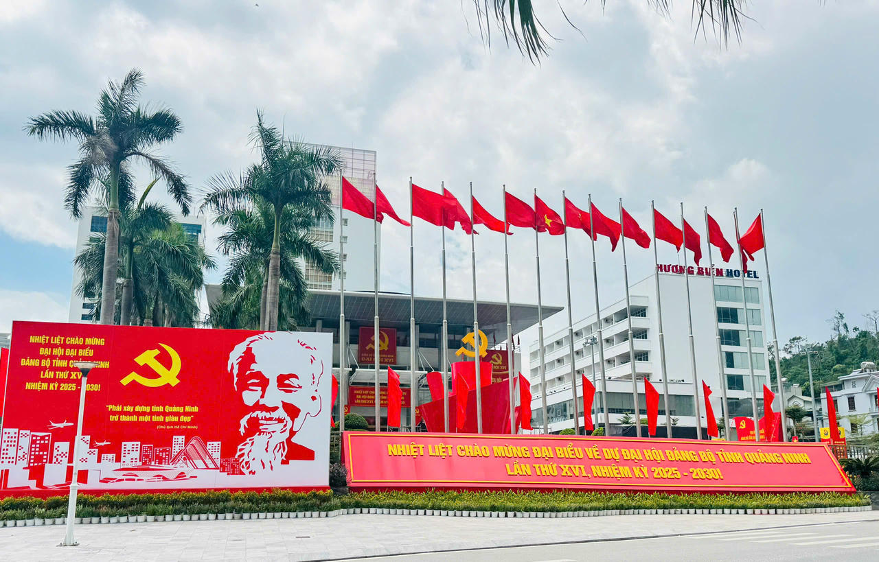 Đại hội đại biểu Đảng bộ tỉnh Quảng Ninh lần thứ XVI là một trong những Đại hội Đảng bộ cấp tỉnh tổ chức sớm trong cả nước