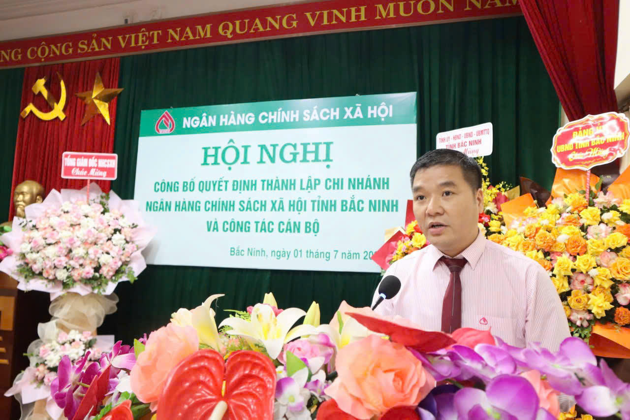 Ông Đỗ Văn Hiện. - Bí thư Đảng bộ - Giám đốc NHCSXH tỉnh Bắc Ninh.