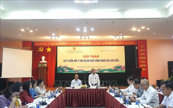 Hoàn thiện hành lang pháp lý thúc đẩy lĩnh vực công nghệ cao