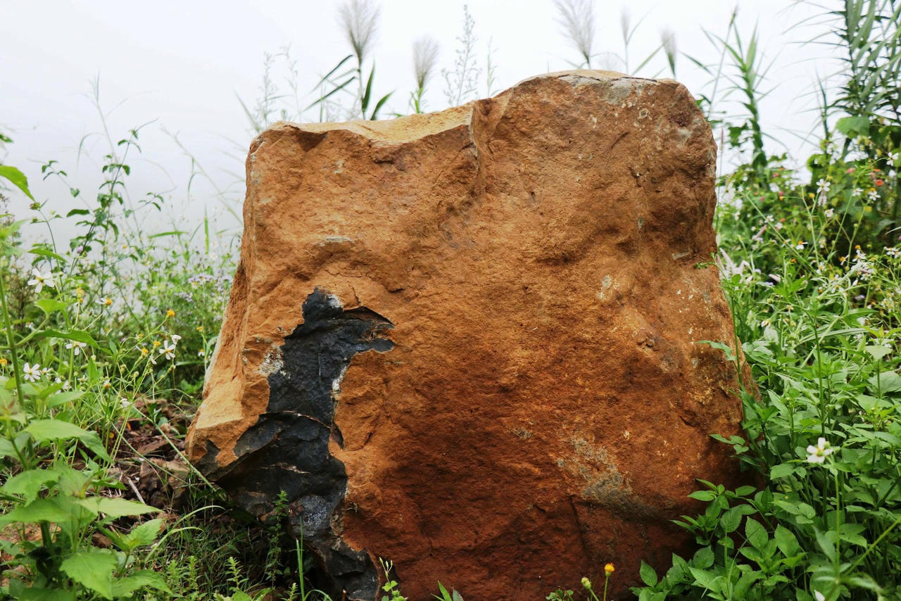 Hiểm họa sạt lở rình rập các tuyến đường miền núi Quảng Ngãi