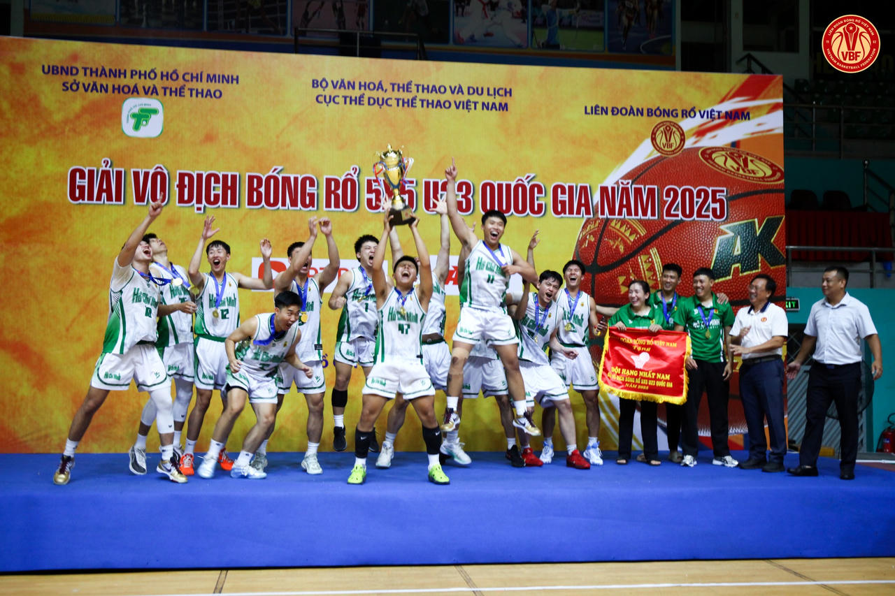 Những cô gái phố núi đạt "ngôi vương" giải Vô địch bóng rổ 5x5 U23 Quốc gia 2025