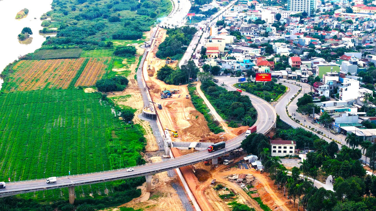 Dự án kè chống sạt lở bờ nam sông Trà Khúc 380 tỷ đồng tăng tốc về đích