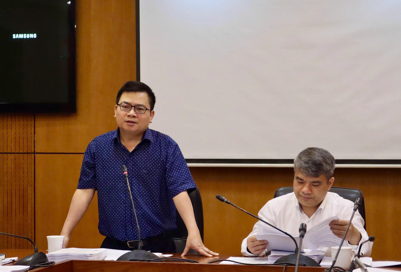 Thứ trưởng Bộ Công Thương Trương Thanh Hoài phát biểu. 