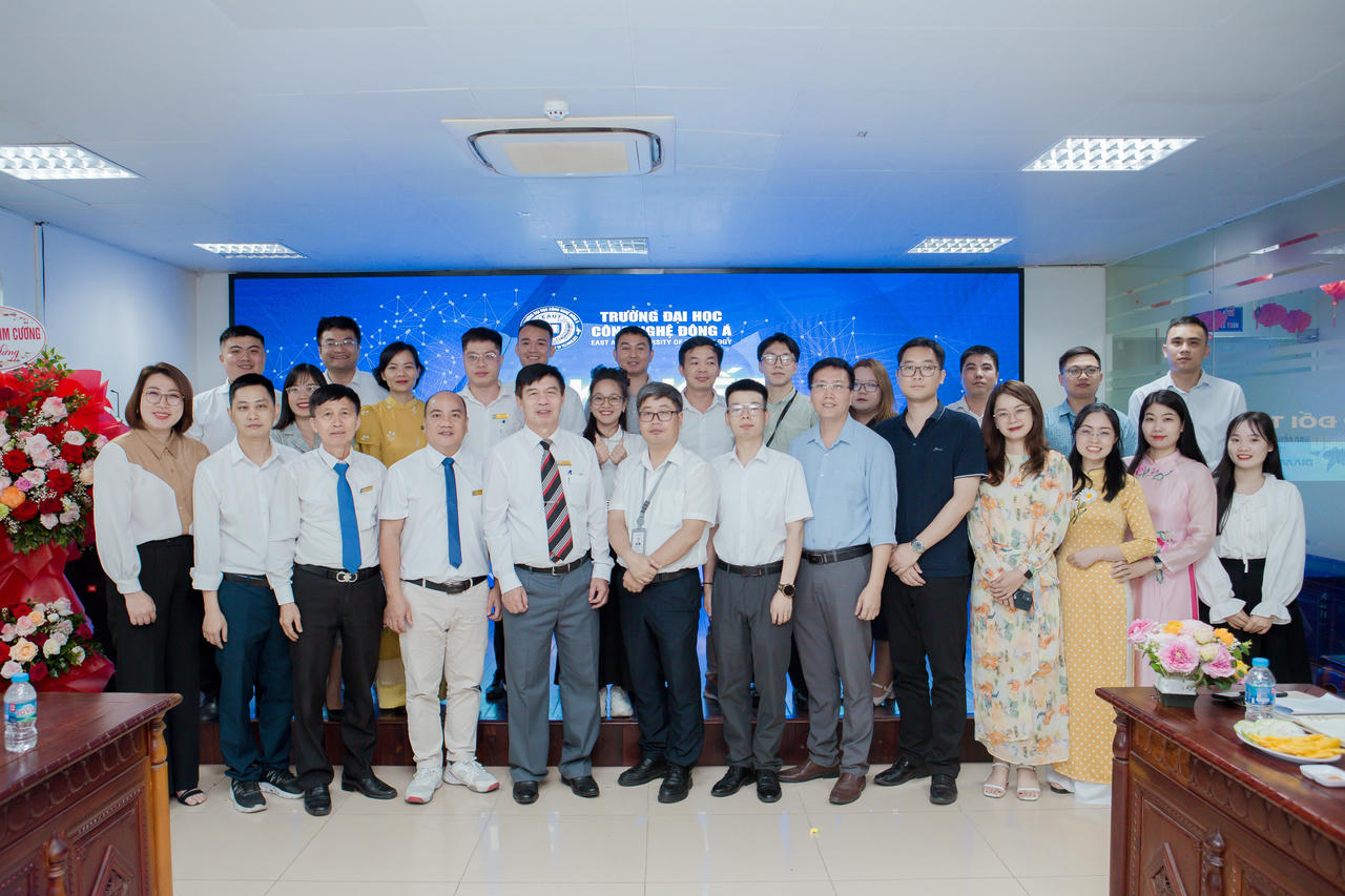                 Hợp tác doanh nghiệp
- Ký kết MOU    