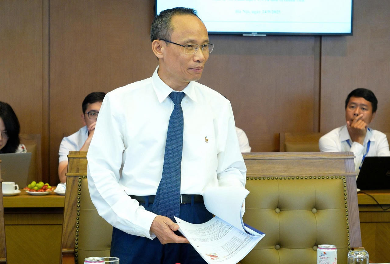 TS Cấn Văn Lực - 

Chuyên gia kinh tế trưởng BIDV

