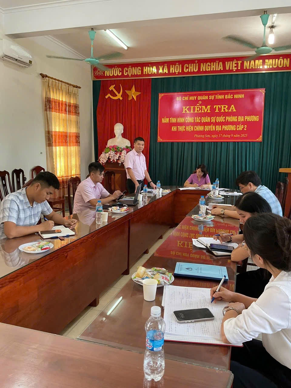 Ban đại diện HĐQT - NHCSXH tỉnh Bắc Ninh làm việc với các xã về nâng cao chất lượng TDCS.