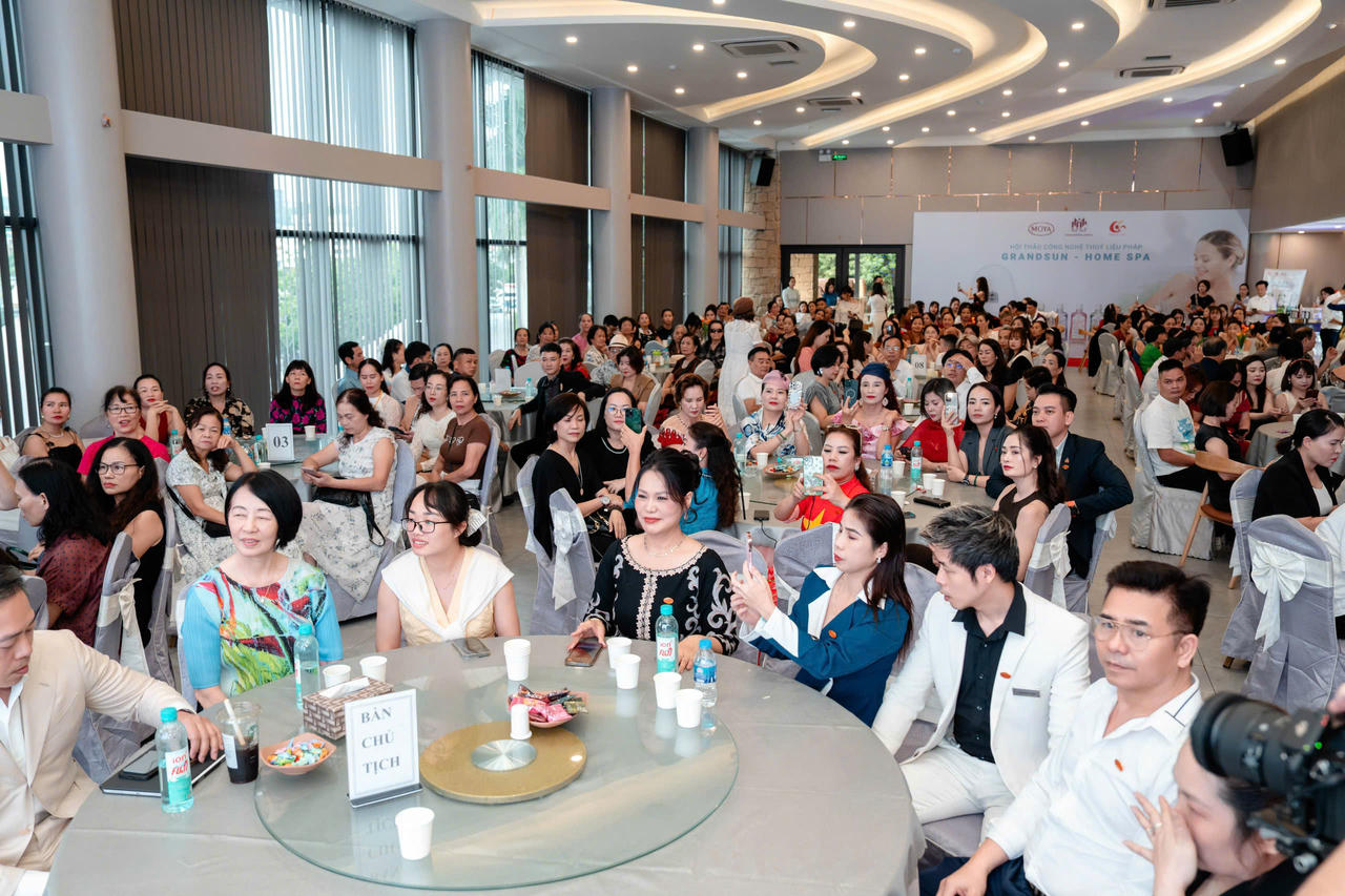 Hội thảo Công nghệ Thủy liệu pháp Grand Sun – Home Spa tại TP Hạ Long thành công rực rỡ 