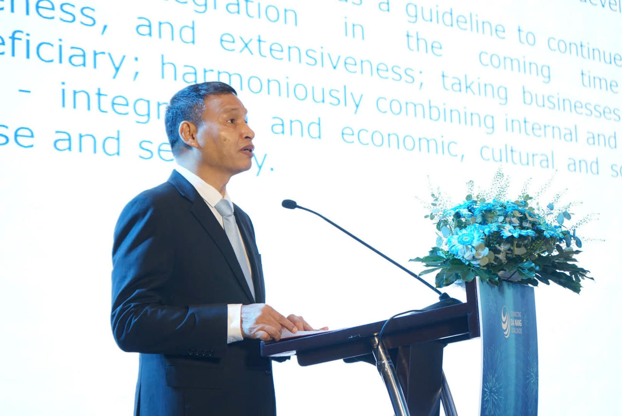 Phó Chủ tịch Thường trực UBND TP Đà Nẵng Hồ Kỳ Minh phát biểu tại Hội nghị.